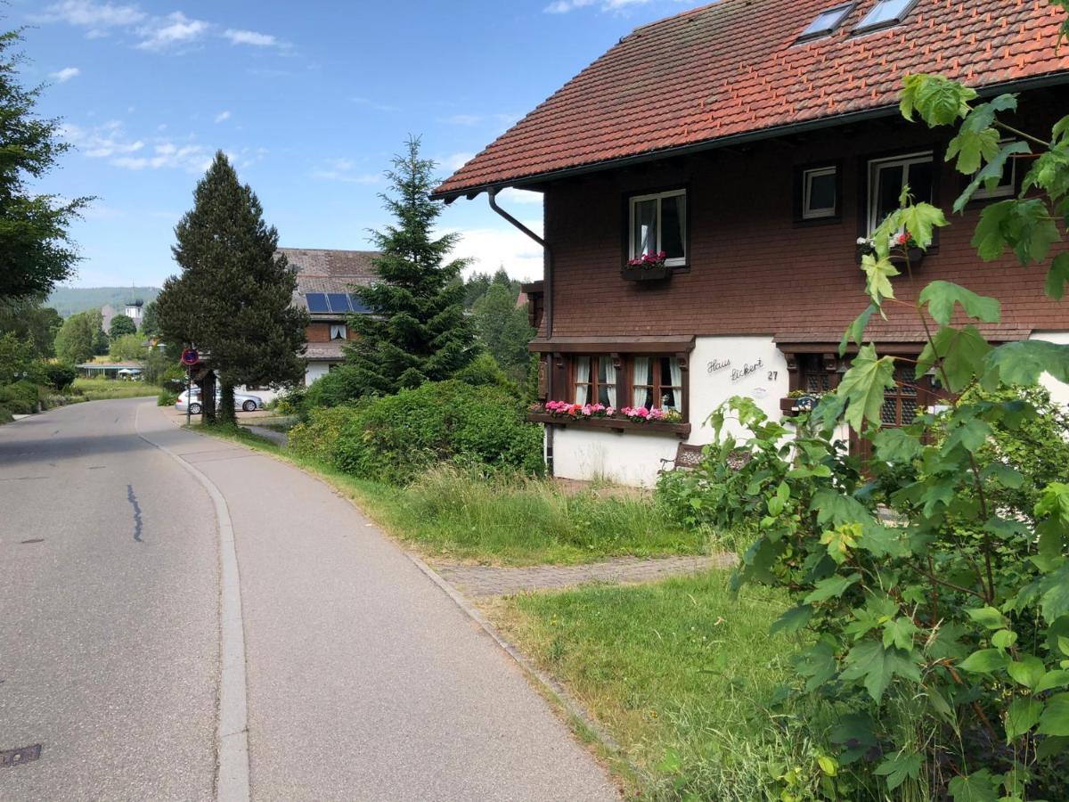 Gaestehaus Lickert Familie Dreher Hinterzarten Buitenkant foto